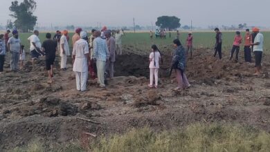 Indo-Pak Tension: पाकिस्तान ने पठानकोट एयरबेस पर दागी सात मिसाइल, निशाना चूकने से डमटाल में गिरी