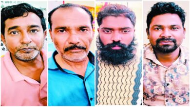 बालोद, दुर्ग, बेमेतरा और राजनांदगांव में 18 स्थानों पर चोरी करने वाला चोर गिरोह पकड़ा गया | आरोपियों से 30 लाख के गहने, 90 हजार नगद, मोटरसाइकिल और कार बरामद