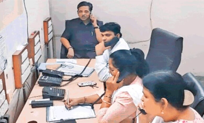 सीजी बोर्ड की हेल्पलाइन में छात्र पूछ रहे सवाल- टेंशन में हूं, दो पेपर बिगड़ गए हैं तो क्या करूं?