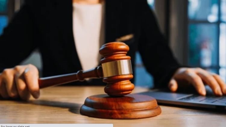 UP: जेनेरिक दवाओं की कीमत में अंतर और मुनाफाखोरी मामले में हाईकोर्ट सख्त, सरकार से चार सप्ताह में मांगा जवाब