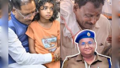 आज शहीद ASP की चिता जलेगी,कल बेटी का बर्थ-डे:  तिरंगे में लिपटा शव देख पिता बोले- यह सबको नसीब नहीं होता बेटा...तू साथ छोड़ गया - Chhattisgarh News