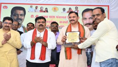 CG: ग्राम जिंदा बना छत्तीसगढ़ का पहला टीबी मुक्त गांव, डिप्टी सीएम और स्वास्थ्य मंत्री ने सौंपा सम्मान पत्र