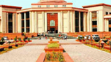 छात्रों के भविष्य से खिलवाड़ कर रहे प्राइवेट स्कूल: शासन का जवाब-नर्सरी स्कूलों की मान्यता का प्रावधान नहीं, बिना मान्यता वाले स्कूलों पर HC सख्त - Bilaspur (Chhattisgarh) News