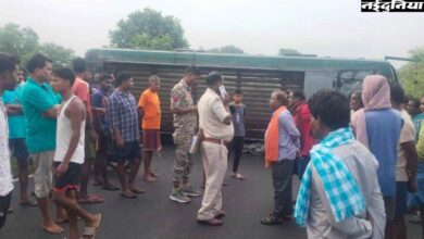 CG Accident News: अनियंत्रित होकर पलटी तेज रफ्तार बस, महिला  यात्री की मौके पर मौत, 4 घायल
