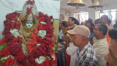 छत्तीसगढ़: नवरात्रि का उत्साह... रामानुजगंज के मां महामाया मंदिर में श्रद्धालुओं का जनसैलाब उमड़ा
