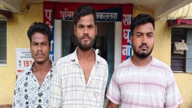 शराब भट्टी में घूरने को लेकर विवाद:  जांजगीर-चांपा में युवक के सीने पर चाकू से वार, तीन आरोपी गिरफ्तार - janjgir champa News