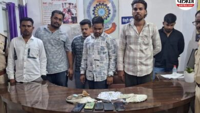 दीपावली से पहले पुलिस का एसर्जिकल स्ट्राइक… 54 जुआरी गिरफ्तार, मोबाइल-वाहन समेत लाखों का कैश जब्त