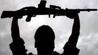 CG Naxal Surrender: सुरक्षा बलों की बड़ी सफलता! 3 स्टेट कमेटी मेंबर समेत 37 नक्सलियों ने डाले हथियार, एर्रा ने किया सरेंडर
