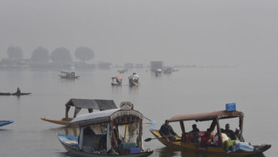 Weather: उत्तर भारत में बढ़ी सर्दी...कश्मीर में पारा माइनस में, पंजाब-हरियाणा में शीतलहर; दिल्ली में भी ठंडक