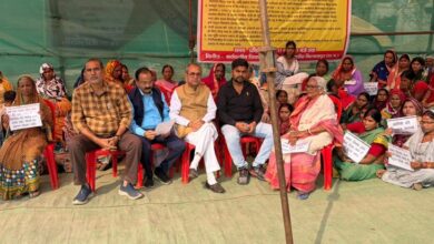 लिंगियाडीह में बेदखली के खिलाफ प्रदर्शन:  पूर्व विधायक शैलेश पांडेय ने कार्रवाई बंद नहीं होने पर दी उग्र आंदोलन की चेतावनी - Bilaspur (Chhattisgarh) News