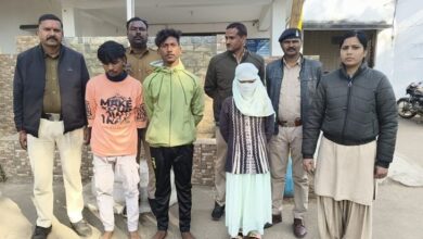 मामूली विवाद पर चाकू मारकर हत्या, तीन आरोपी गिरफ्तार: पीछा कर गाली-गलौज कर रहा था मृतक, मारपीट के बाद मारा चाकू - Ambikapur (Surguja) News