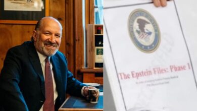 Epstein Case: एपस्टीन से मुलाकात पर अमेरिकी वाणिज्य मंत्री का कबूलनामा, बोले- सजा के बाद भी दो बार मिले