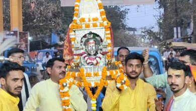 धमतरी में महाशिवरात्रि पर निकली बूढ़ेश्वर महादेव की बारात:  बनारस का डमरू, अघोरी और कटप्पा रहे आकर्षण का केंद्र - Dhamtari News