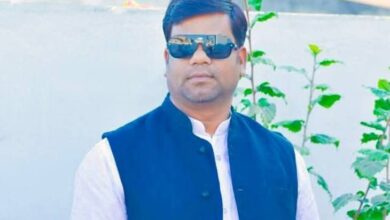 कांग्रेस पदाधिकारी विजय साव 6 साल के लिए निष्कासित:  मारपीट और तोड़फोड़ के आरोप में जिला कमेटी का एक्शन, जमकर चले थे लात-घूंसे - Mahasamund News