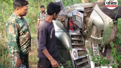 NH-63 पर बड़ा हादसा! रास्ते में पलटी स्कॉर्पियो, एक ही परिवार के 6 लोग गंभीर रूप से घायल | Scorpio Overturns Six Family Members Injured