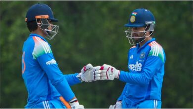 IND A vs AFG A Live Score: अफगानिस्तान-ए की पारी लड़खड़ाई, आठवां विकेट भी गंवाया; बहिर शाह ने जड़ा अर्धशतक