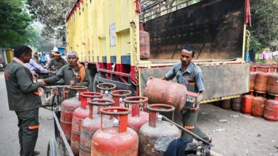 LPG Supply: उद्योगों को बड़ी राहत, सरकार ने एलपीजी आपूर्ति पर लागू सभी प्रतिबंध हटाए; जानिए क्या मिलेगा फायदा