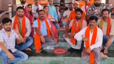 मोदी सरकार के 12 साल पूरे:  भाजपा मंडल चारामा ने की पूजा-अर्चना, प्रगति की कामना - Kanker News