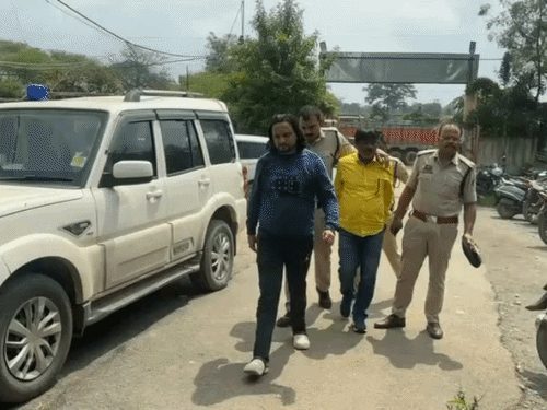 जमशेदपुर गोलीकांड के 4 आरोपी अंबिकापुर से गिरफ्तार, ट्रांजिट रिमांड पर जमशेदपुर ले जा रही झारखंड पुलिस